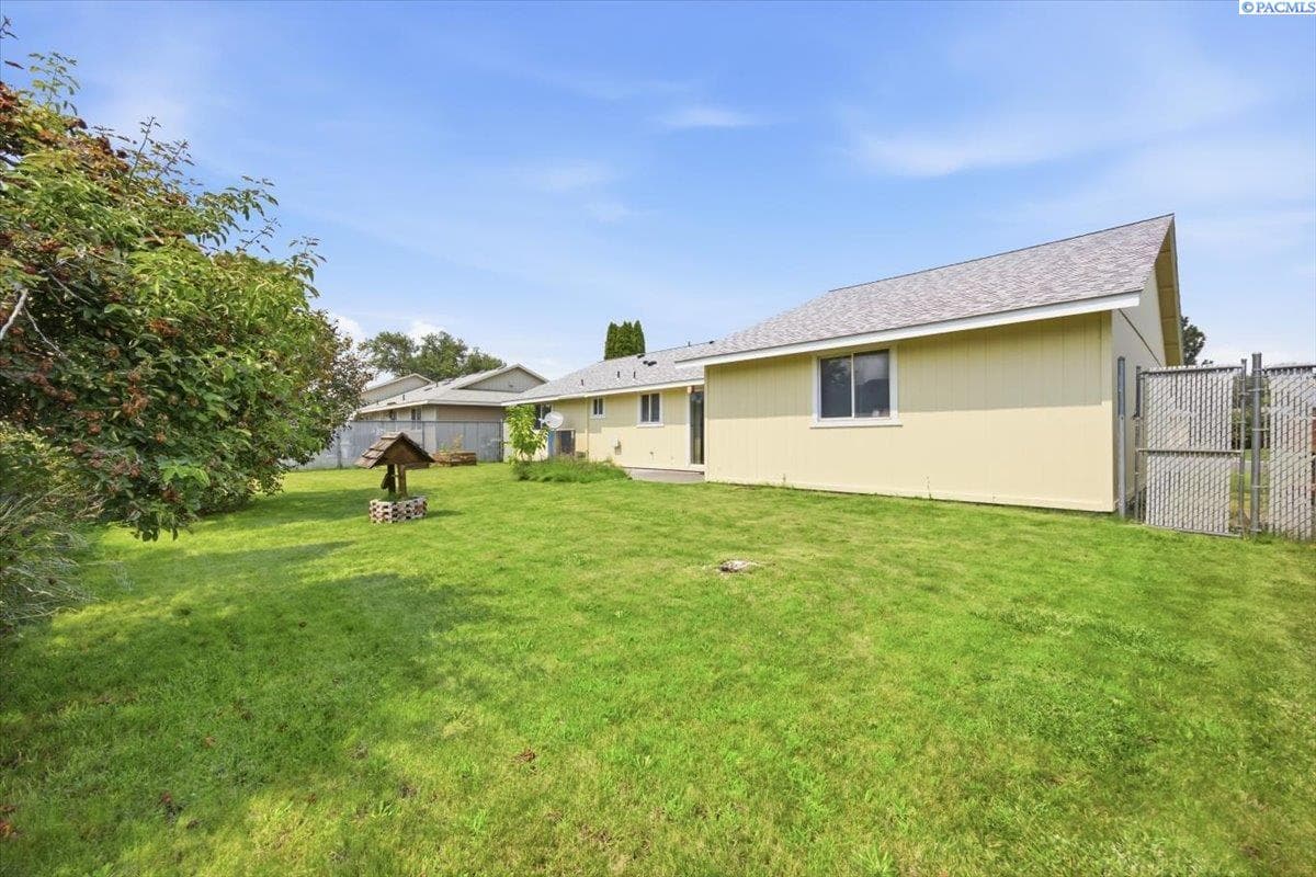 Property photo 24